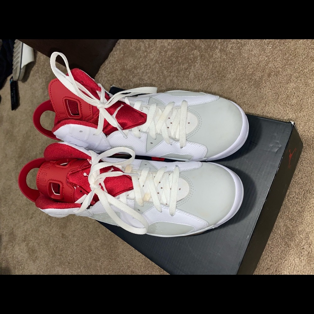 Air Jordan Retro 6s - Picture 3 of 5